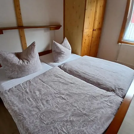 Ferienbungalow 度假居 Zirkow